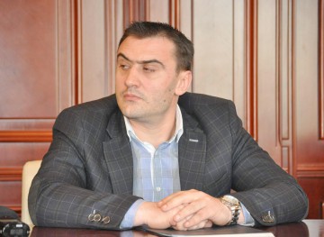 Prefectul Volcinschi, acuzat de PSD-iştii din Cogealac că tolerează o hotărâre de consiliu adoptată cu încălcarea legii